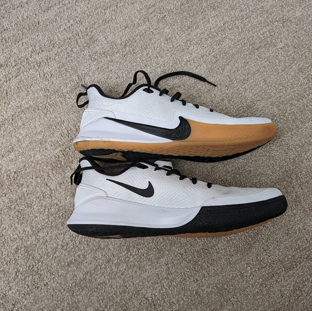 2019 Kobe Mamba Focus White Gum size 12